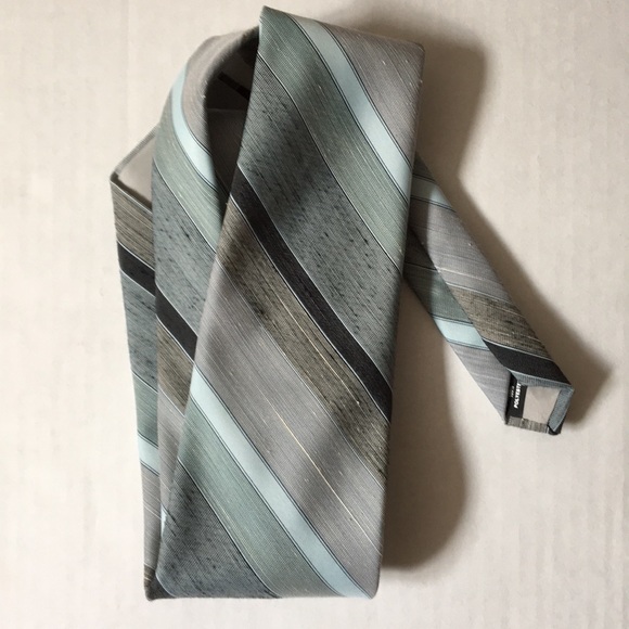 Vintage Moores tie - Picture 6 of 8